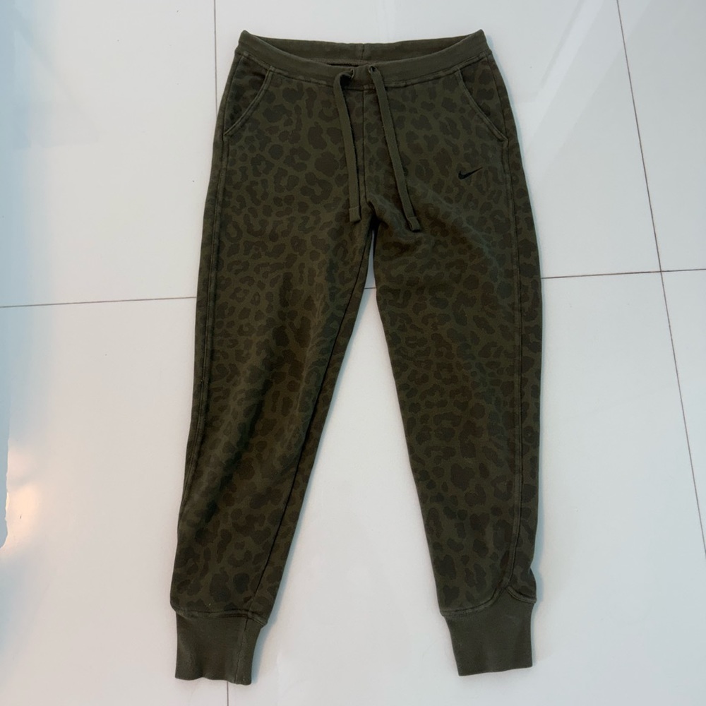 Sweatpants Nike